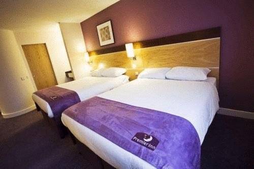 Premier Inn Kendal Central الغرفة الصورة